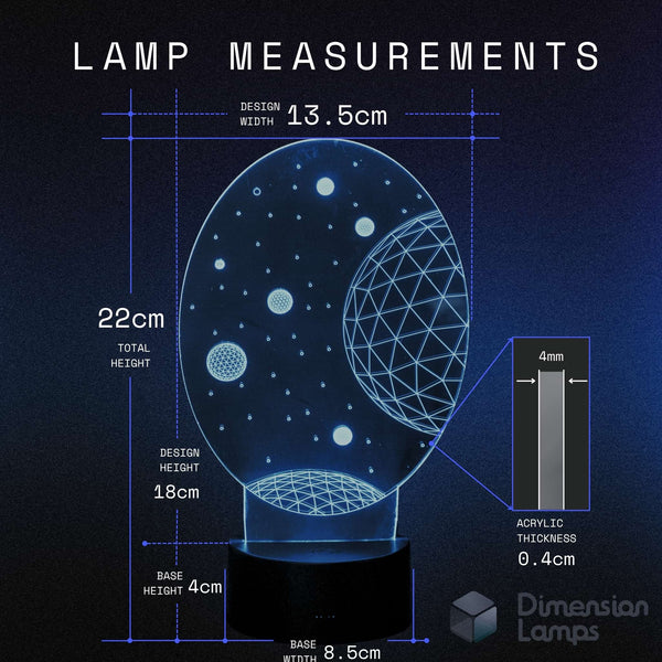 Lamp measurements diagram showing a glowing 3D celestial night light with dimensions labelled: design width 13.5cm, total height 22cm, design height 18cm, base height 4cm, and base width 8.5cm.